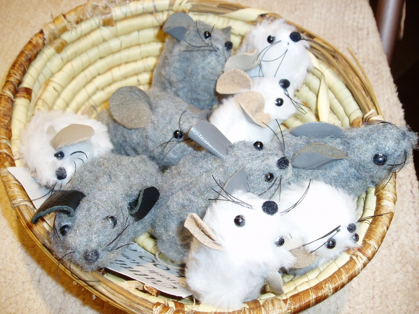 zebedee catnip mice